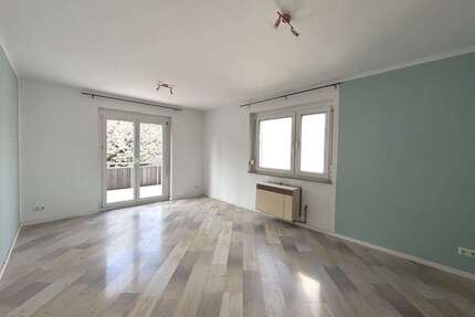 Wohnung zum Kaufen in Stuttgart 298.000 € 83.74 m²
