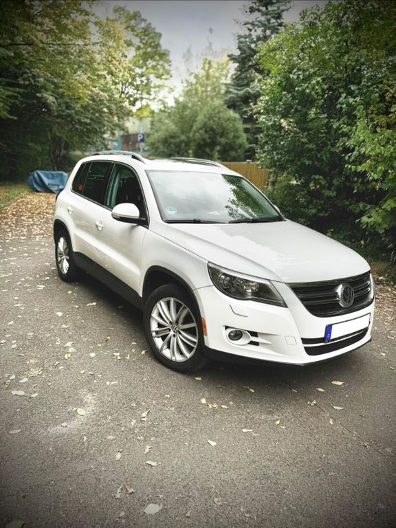 VW Tiguan 175.000 km 7.599 € Böblingen 71032