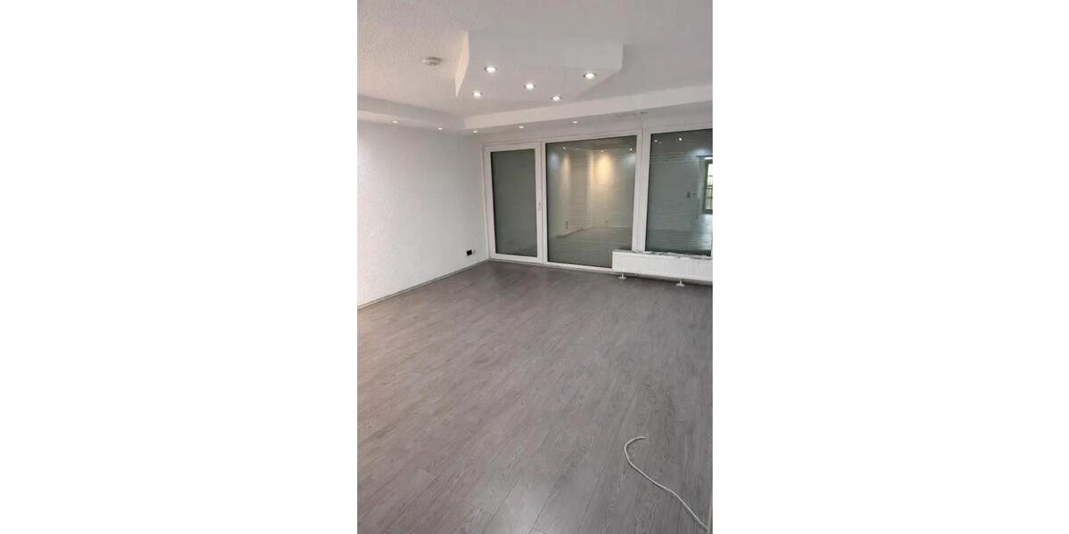 Reihenhaus Esslingen am Neckar Pliensauvorstadt - 4.5 Zimmer, 115 m&sup2;, 1.590&euro; | Angebot:26037582