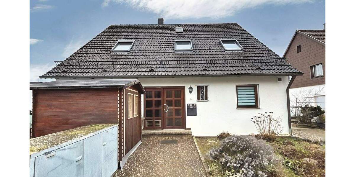 Einfamilienhaus Sindelfingen Maichingen - 9 Zimmer, 215 m&sup2;, 729.000&euro; | Angebot:25155971