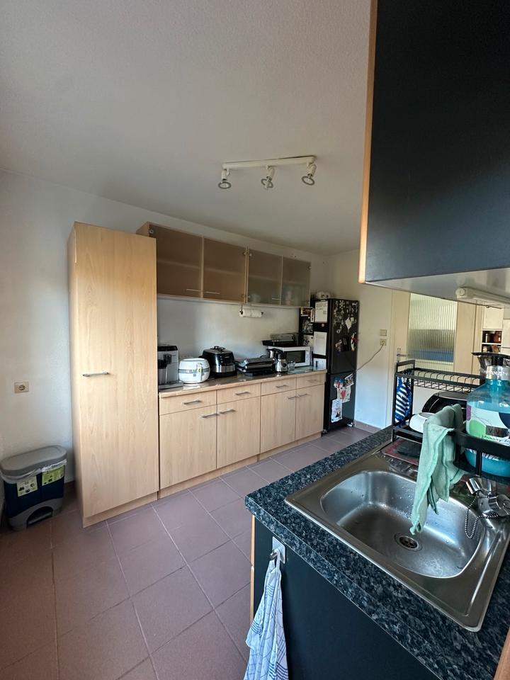 Helle 2-Zimmer-Wohnung mit Balkon und Stellplatz in Ludwigsburg zimmer