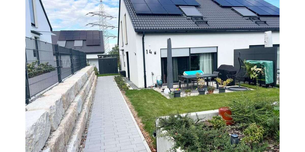 Einfamilienhaus Besigheim - 5.5 Zimmer, 131 m&sup2;, 2.200&euro; | Angebot:27308755