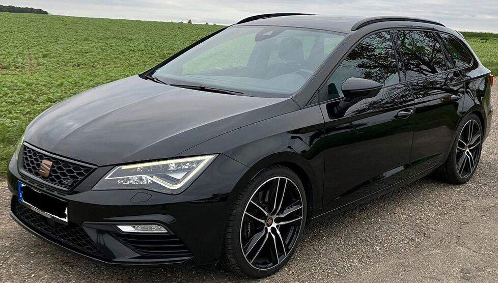 Seat Leon 79.000 km 24.500 € Schwaikheim 71409