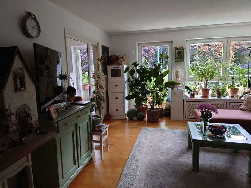 Wohnung zum Kaufen in Reutlingen 375.000 € 94 m² 4 zimmer