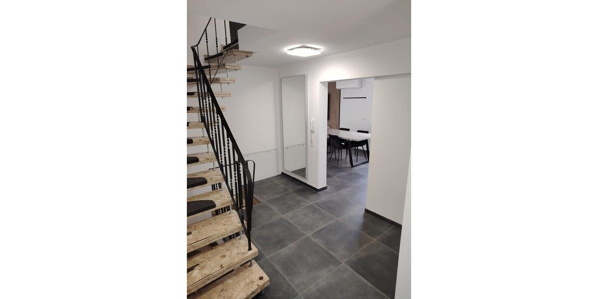 Doppelhaushälfte Ebersbach an der Fils - 5.5 Zimmer, 139 m&sup2;, 550.000&euro; | Angebot:27131693