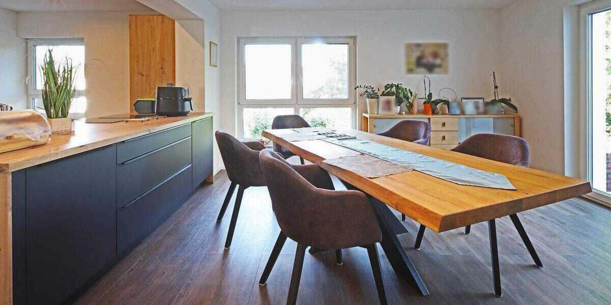 Wohn- und Geschäftshaus mit 3 Wohneinheiten, Büroräumen und Gartengrundstück 1 zimmer