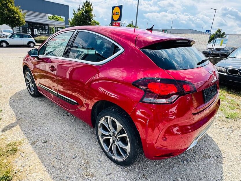 DS4