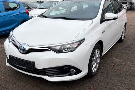 Toyota Auris 112.974 km 13.495 € Stuttgart 70597