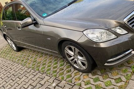 Mercedes-Benz E 300 252.000 km 8.299 &euro; Besigheim 74354