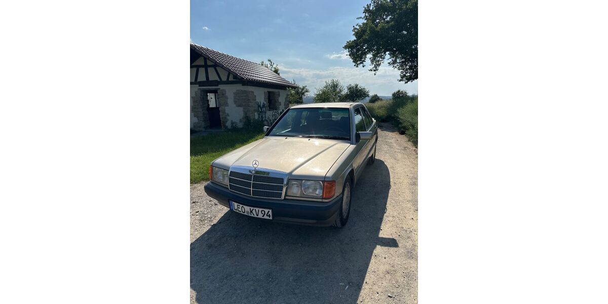 Mercedes-Benz 190 220.000 km 3.999 &euro; Grafenau 71120