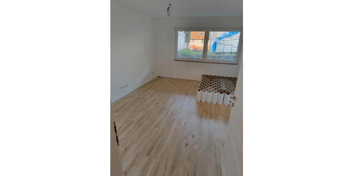 Doppelhaushälfte Schorndorf - 7.5 Zimmer, 182 m&sup2;, 2.550&euro; | Angebot:25795954