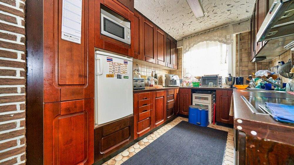 Ansprechendes Einfamilienhaus mit Garten und eigener Garage, in bester Lage von Neckarweihingen! 5 zimmer