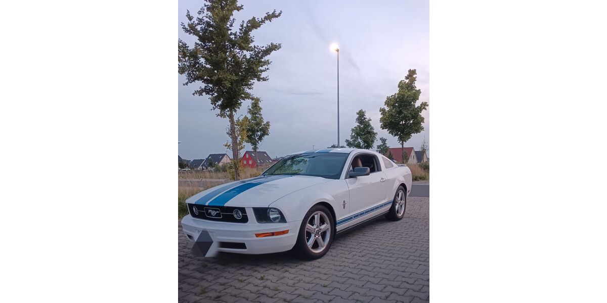 Ford Mustang 214.000 km 13.000 &euro; Feuerbach 70469