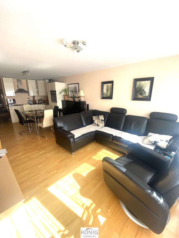 Wohnung zum Kaufen in Stuttgart 487.000 € 97 m²