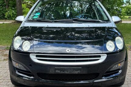 Smart ForFour 114.521 km 3.499 &euro; Sindelfingen 71063