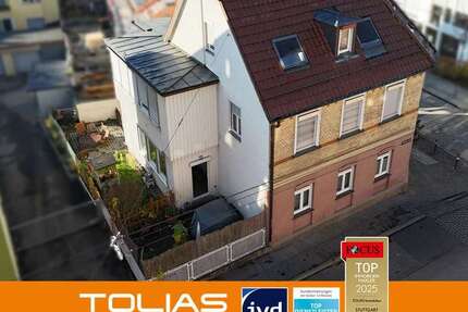 Haus zum Kaufen in Stuttgart 780.000 € 246.64 m² 10 zimmer