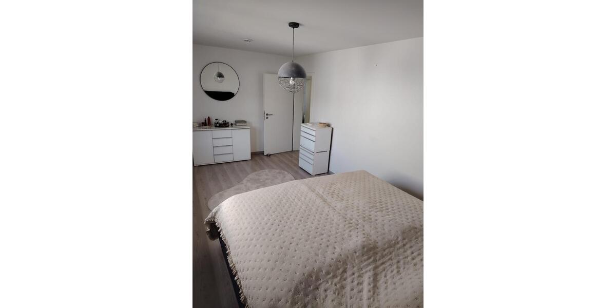 Doppelhaushälfte Ebersbach an der Fils - 5.5 Zimmer, 139 m&sup2;, 550.000&euro; | Angebot:27131693