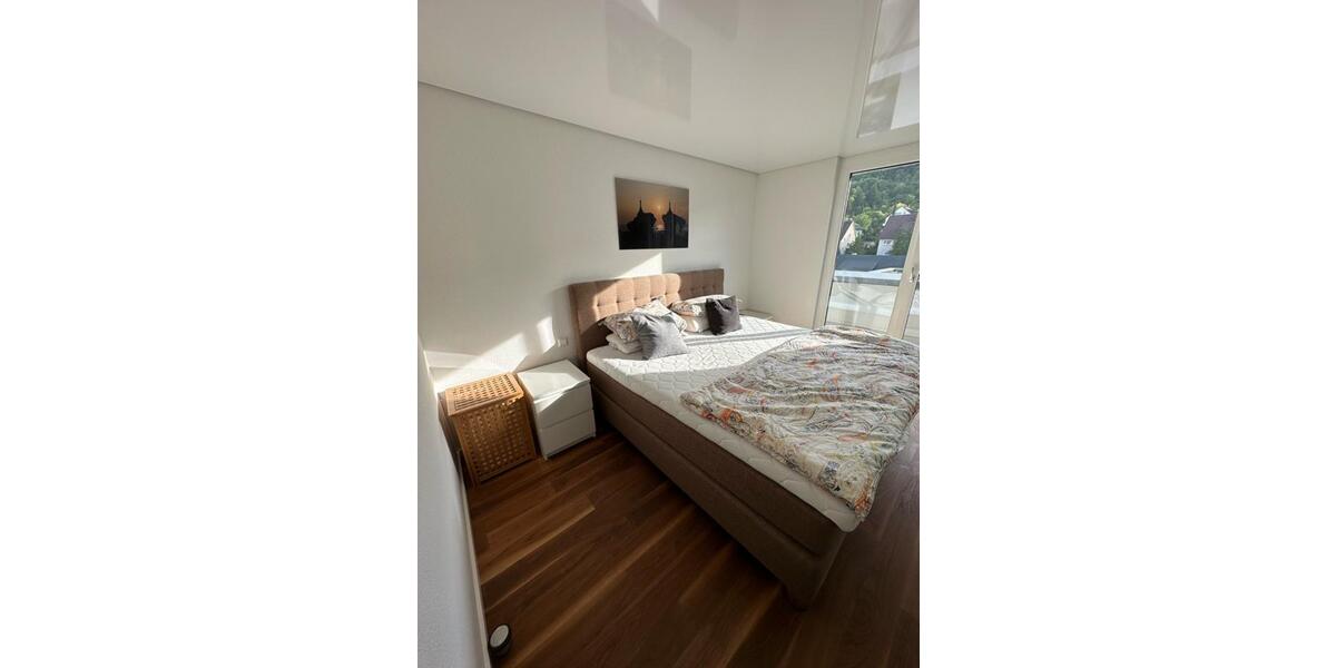 Einfamilienhaus Stuttgart Luginsland - 3 Zimmer, 83 m&sup2;, 1.900&euro; | Angebot:24804731