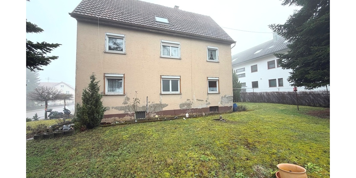 Zweifamilienhaus in Notzingen mit Potenzial zur individuellen Gestaltung - Zweifamilienhaus Notzingen Notzingen | Angebot:26361993