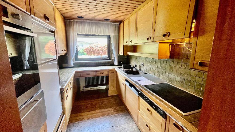 Mehrfamilienhaus, Wohnhaus Böblingen - 4 Zimmer, 143 m&sup2;, 2.750&euro; | Angebot:26378141