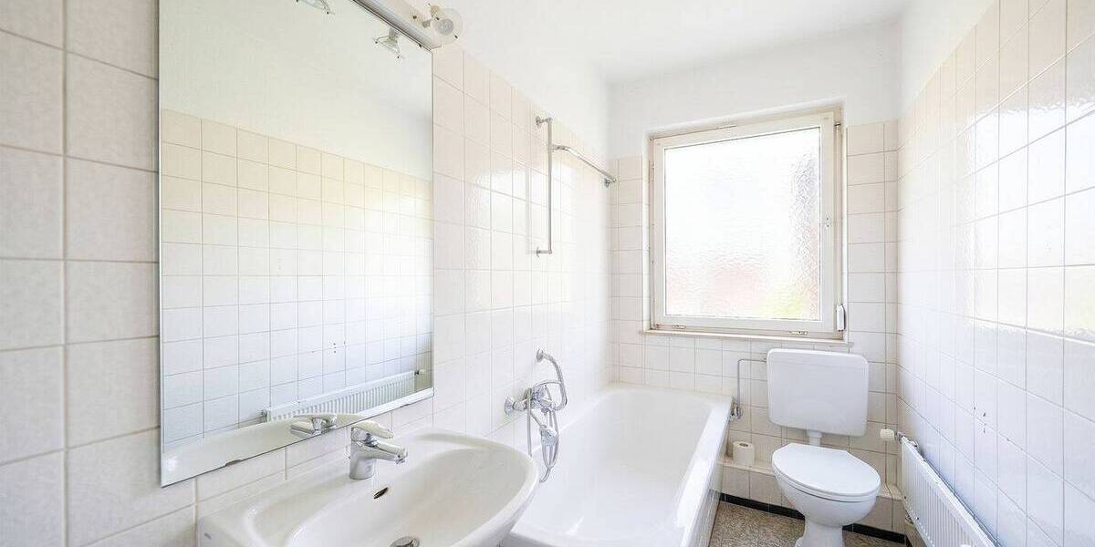 Etagenwohnung Ludwigsburg Oßweil - 3 Zimmer, 70 m&sup2;, 195.000&euro; | Angebot:26875274