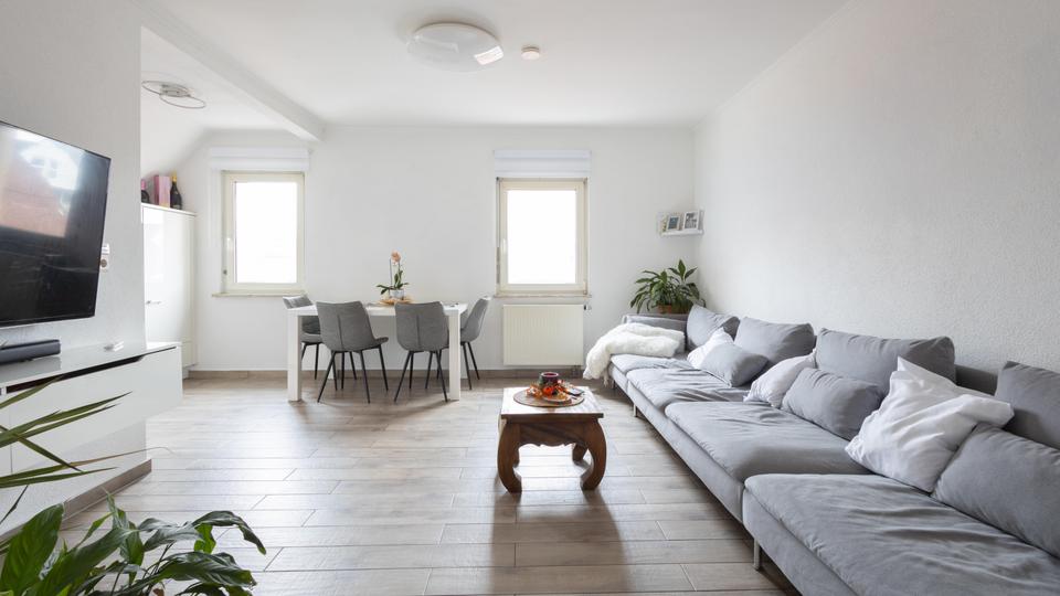 Maisonettenwohnung Ludwigsburg Oßweil - 4.5 Zimmer, 118 m&sup2;, 1.700&euro; | Angebot:26197866