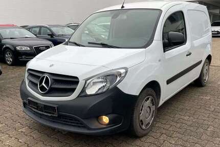Mercedes-Benz Citan 123.027 km 9.995 € Stuttgart 70597