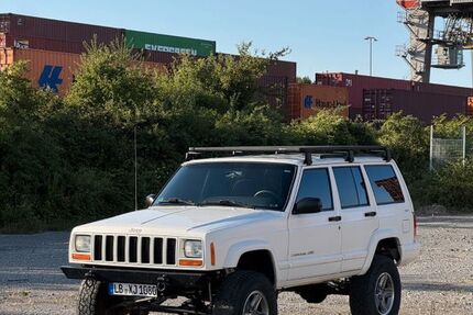 Jeep Cherokee 4.986 km 19.999 &euro; Kornwestheim 70806