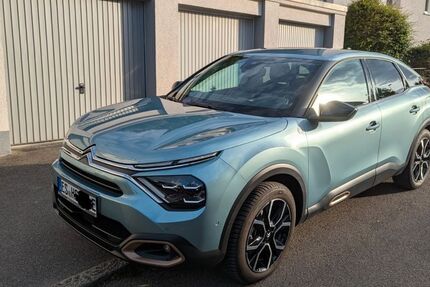 Citroen ë-C4 8.900 km 21.550 € Esslingen 73730