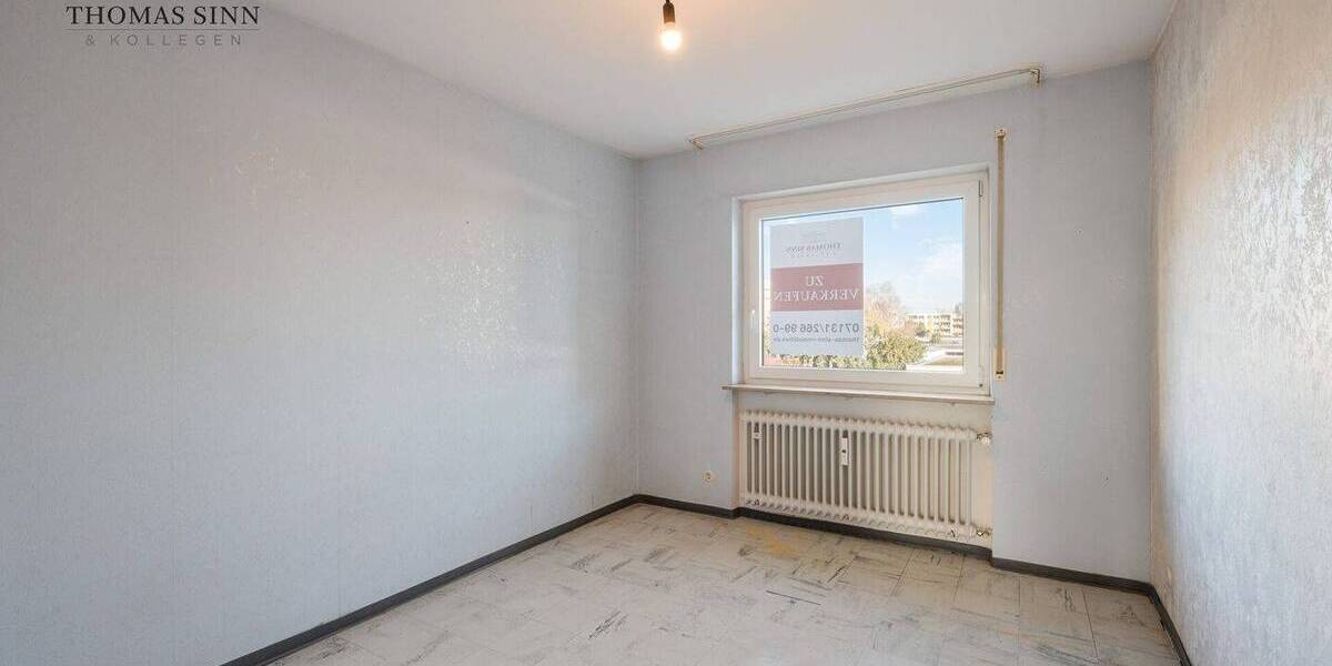 Modernisierungsbedürftige 3,5 Zimmer Wohnung mit schönem Blick ins Grüne - Sofort frei! 3 zimmer