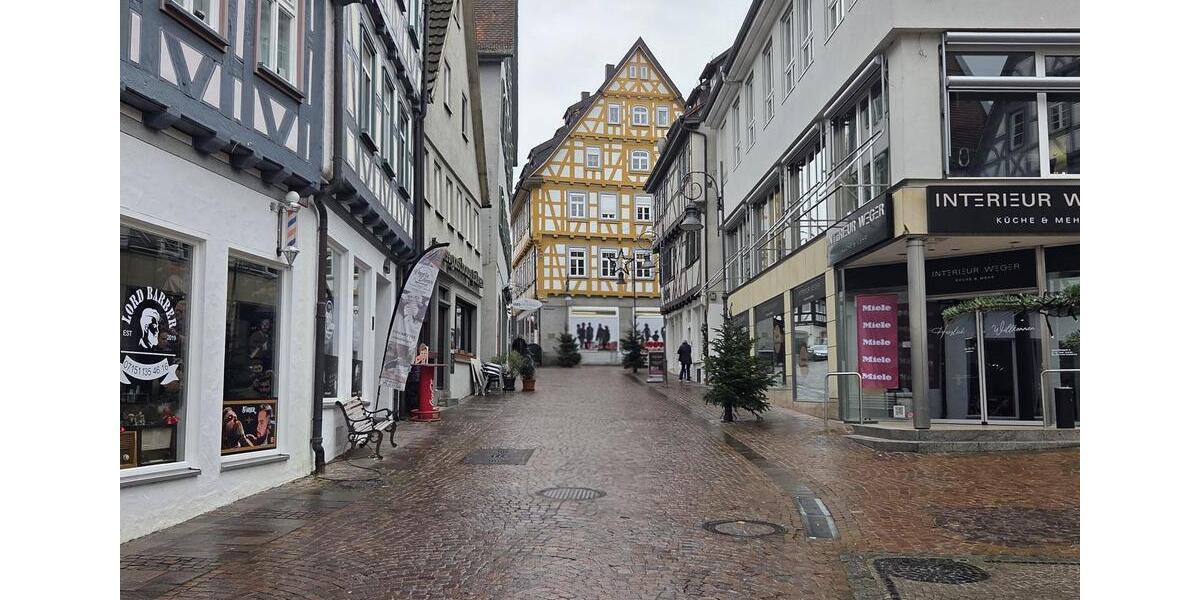 Waiblingen am Marktplatz 3,5-Zimmer-Maisonettewohnung in historischem Fachwerkhaus 3.5 zimmer