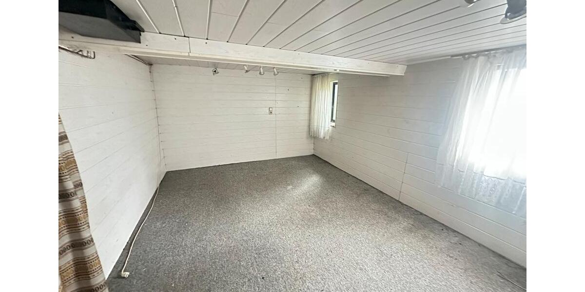 Mehrfamilienhaus, Wohnhaus Backnang - 9 Zimmer, 150 m&sup2;, 180.000&euro; | Angebot:25126406