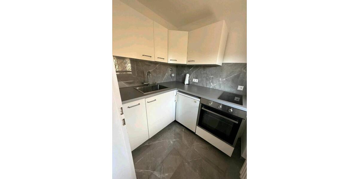 Etagenwohnung Esslingen am Neckar Hegensberg - 1 Zimmer, 28 m&sup2;, 700&euro; | Angebot:26683058