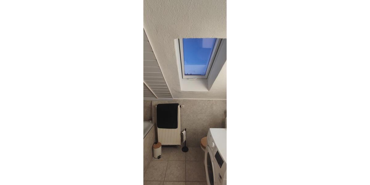 Dachgeschoßwohnung Nürtingen - 2 Zimmer, 65 m&sup2;, 800&euro; | Angebot:26409980