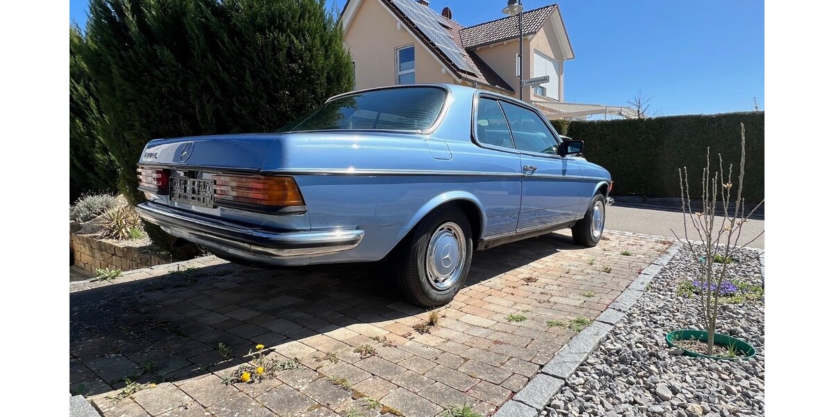 Mercedes-Benz Coupé 194.400 km 8.888 € Tiefenbronn 75233