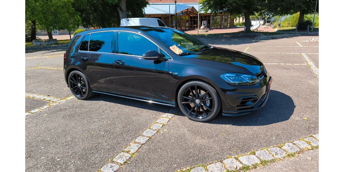 VW Golf 105.000 km 24.200 &euro; Neckartenzlingen 72654
