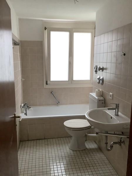 Frisch für Sie saniert – Schöne 3 Zimmer Wohnung! zimmer