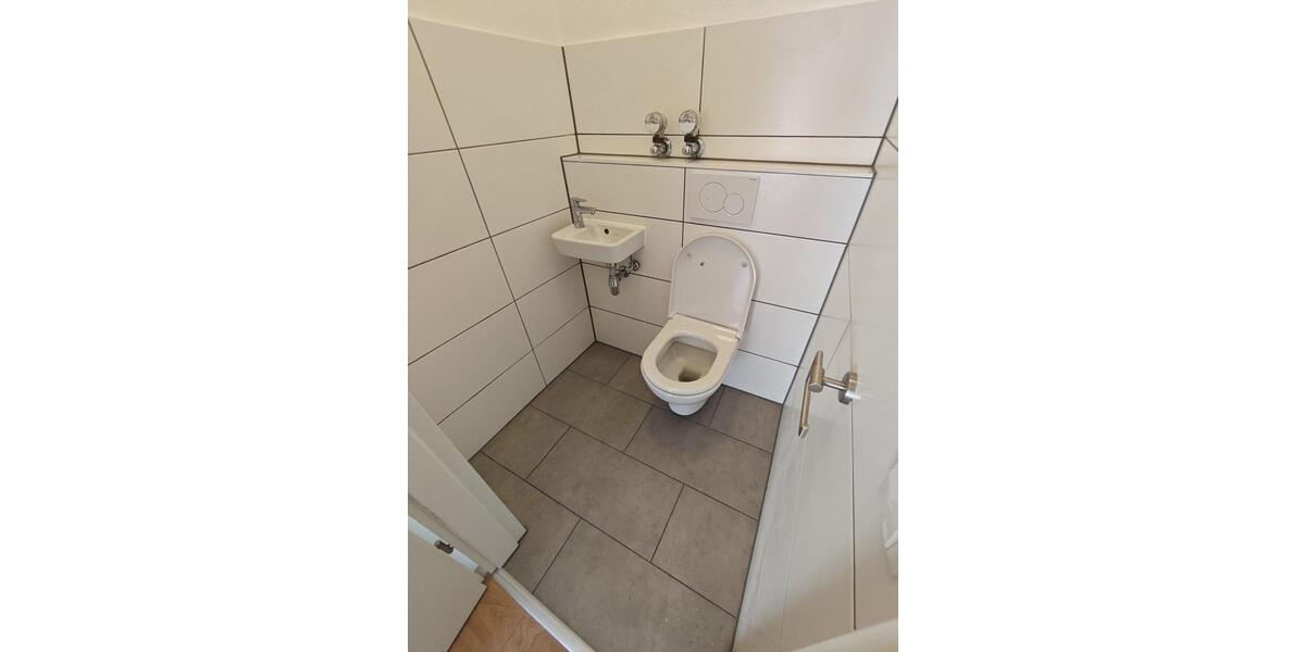 Etagenwohnung Böblingen Dagersheim - 3.5 Zimmer, 77 m&sup2;, 320.000&euro; | Angebot:25568452