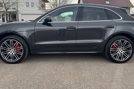 Porsche Macan 159.000 km 36.999 &euro; Möglingen 71696
