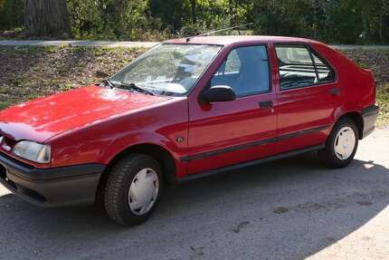 Renault R 19