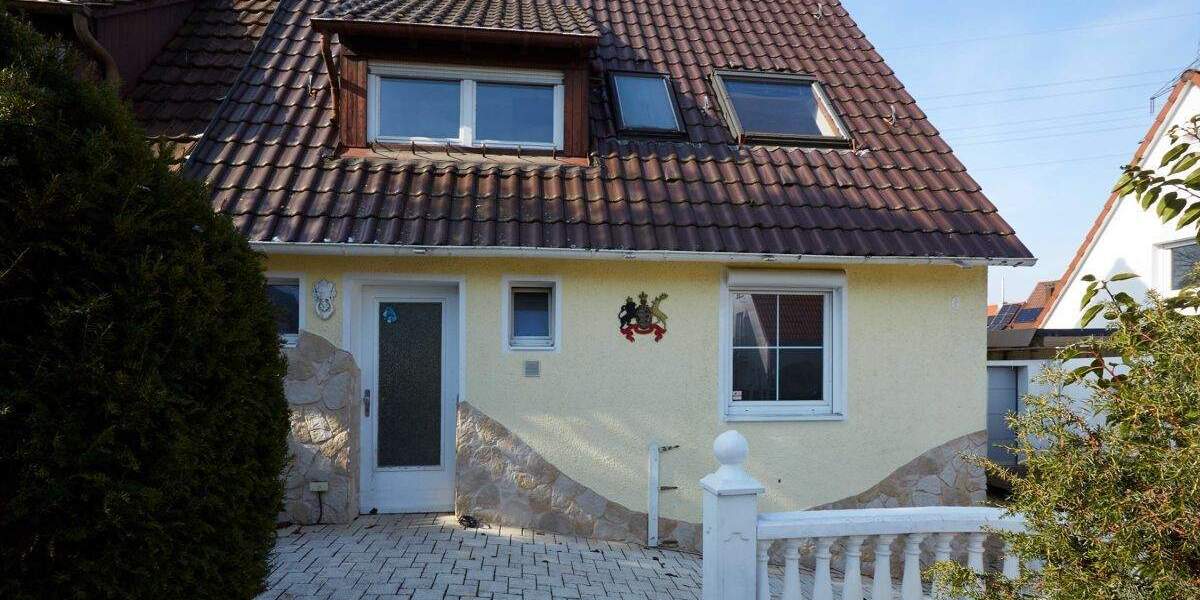 Doppelhaushälfte Stuttgart Rot - 4 Zimmer, 100 m&sup2;, 590.000&euro; | Angebot:23367401