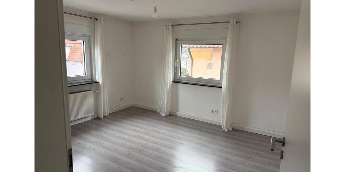 Etagenwohnung Ludwigsburg Hoheneck - 4 Zimmer, 83 m&sup2;, 299.000&euro; | Angebot:25778791