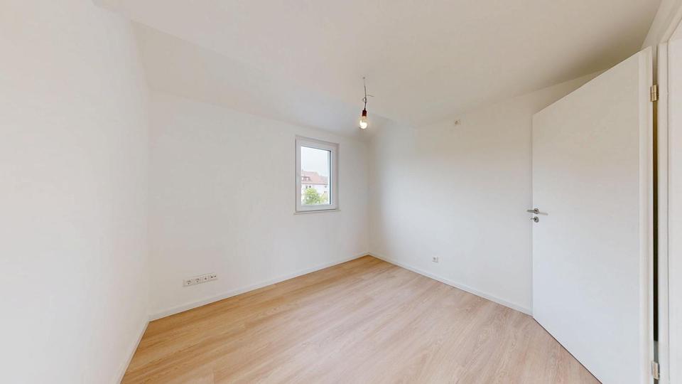 Dachgeschoßwohnung Kernen im Remstal - 4.5 Zimmer, 100 m&sup2;, 1.980&euro; | Angebot:26611006