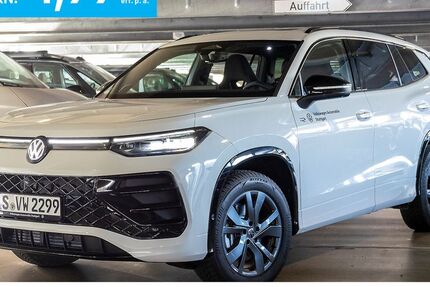 VW Tayron 12.336 km 57.490 &euro; Stuttgart-Wangen 70188