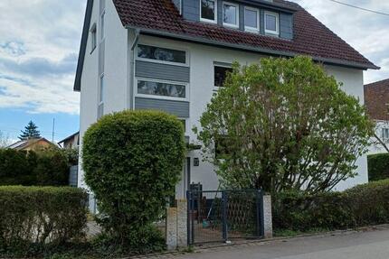 Haus Hildrizhausen - 12 Zimmer, 230 m&sup2;, 885.000&euro; | Angebot:26803130