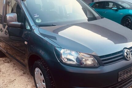 VW Caddy 176.000 km 4.100 &euro; Rutesheim 71277