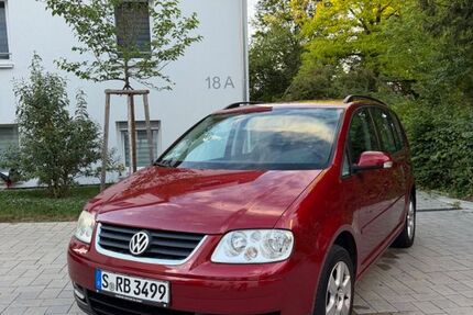 VW Touran 168.000 km 3.990 &euro; Stuttgart 70435