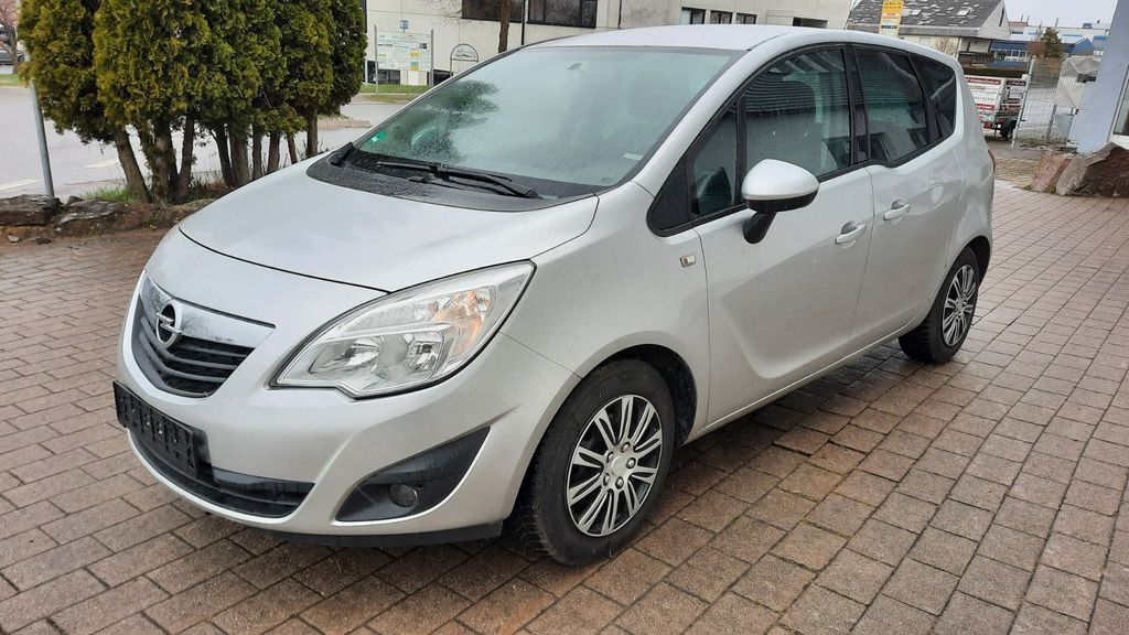 Opel Meriva 179.600 km 2.490 &euro; Holzgerlingen 71088