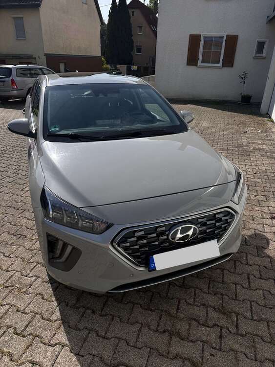 IONIQ