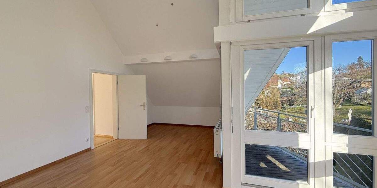 Mehrfamilienhaus, Wohnhaus Nürtingen - 5 Zimmer, 175 m&sup2;, 2.700&euro; | Angebot:24557708